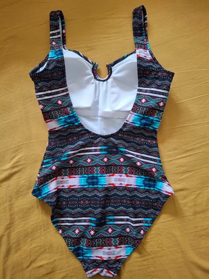 Maillot de bain une pièce femme Taille S Neuf - photo numéro 2