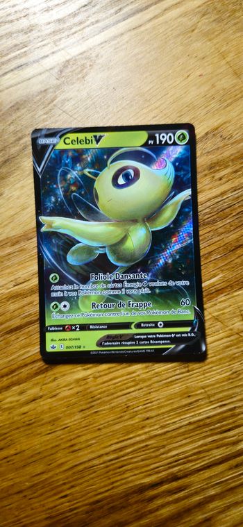Carte pokemon Celebi V    007/198
