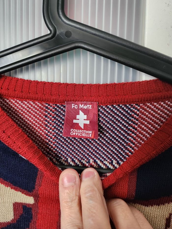 Pull FC METZ de Noël  taille 14ans - photo numéro 5