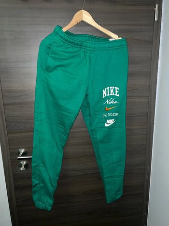 Jogging Nike taille S homme