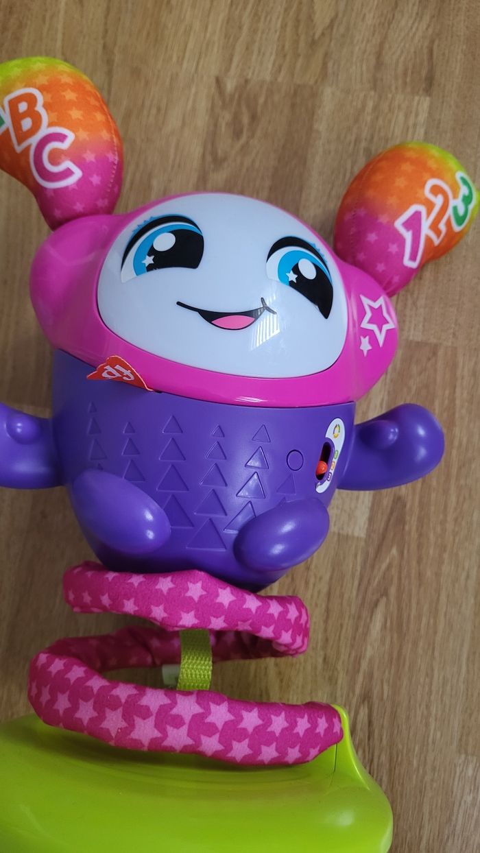 Dj le robot danseur - photo numéro 2