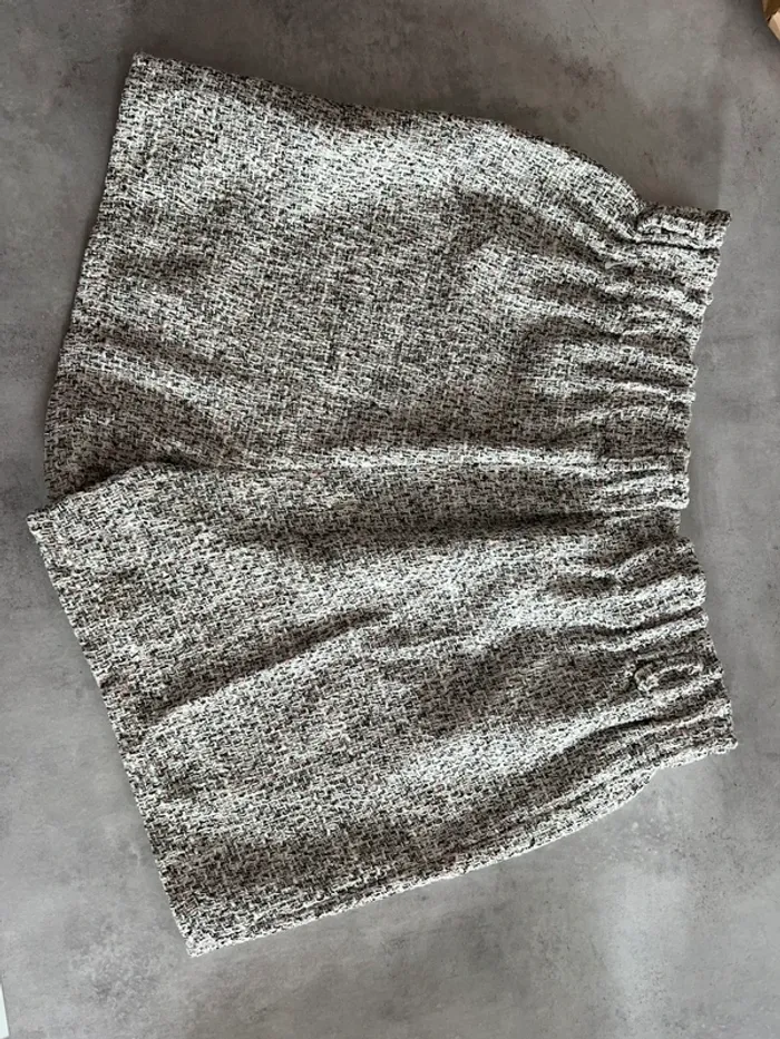 Short neuf Taille M