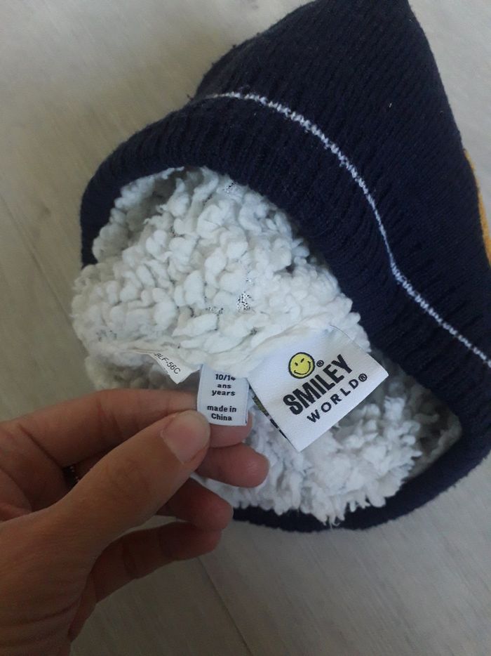 Bonnet Smiley world 10-14 ans - photo numéro 3