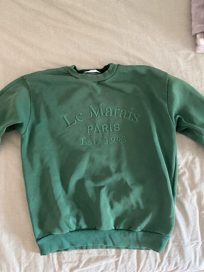 sweat vert stradivarius