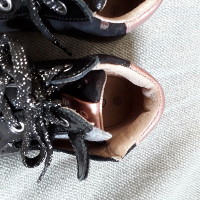Chaussures bébé fille pointure 26 - photo numéro 2