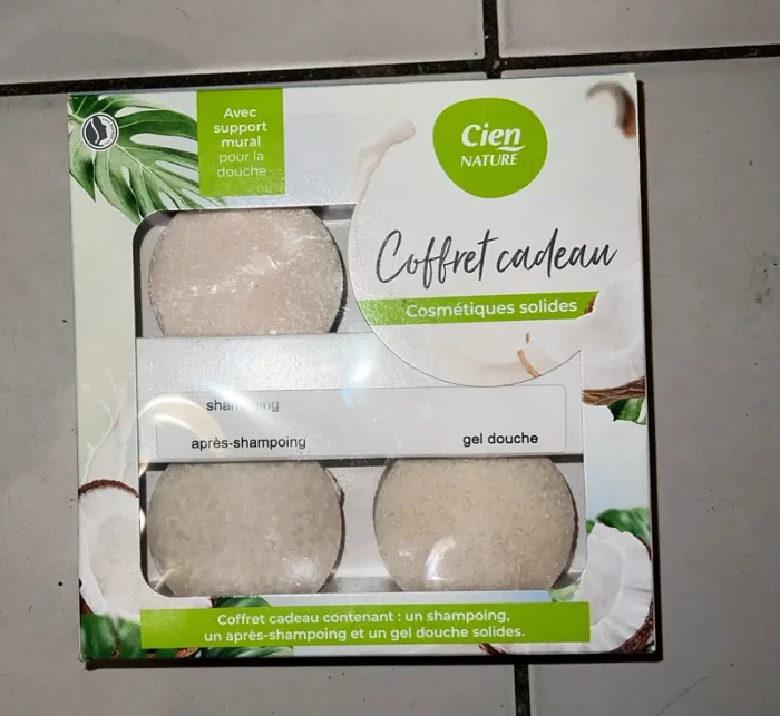 Coffret shampoing après shampoing et gel douche solide