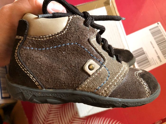 Belle paire de bottines marron Du Pareil Au Même T. 23 TBE - photo numéro 5