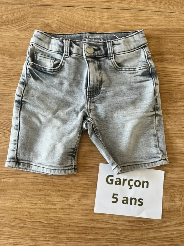 Short gris