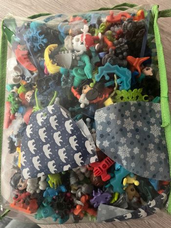 Pièces kinder à assembler