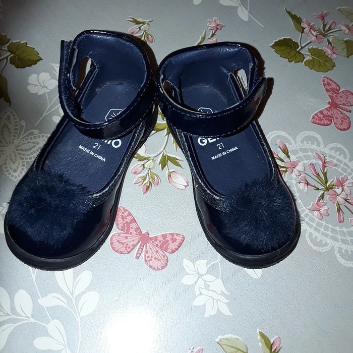 Chaussures bébé fille pointure 21