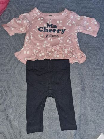 Ensemble kiabi taille 1mois