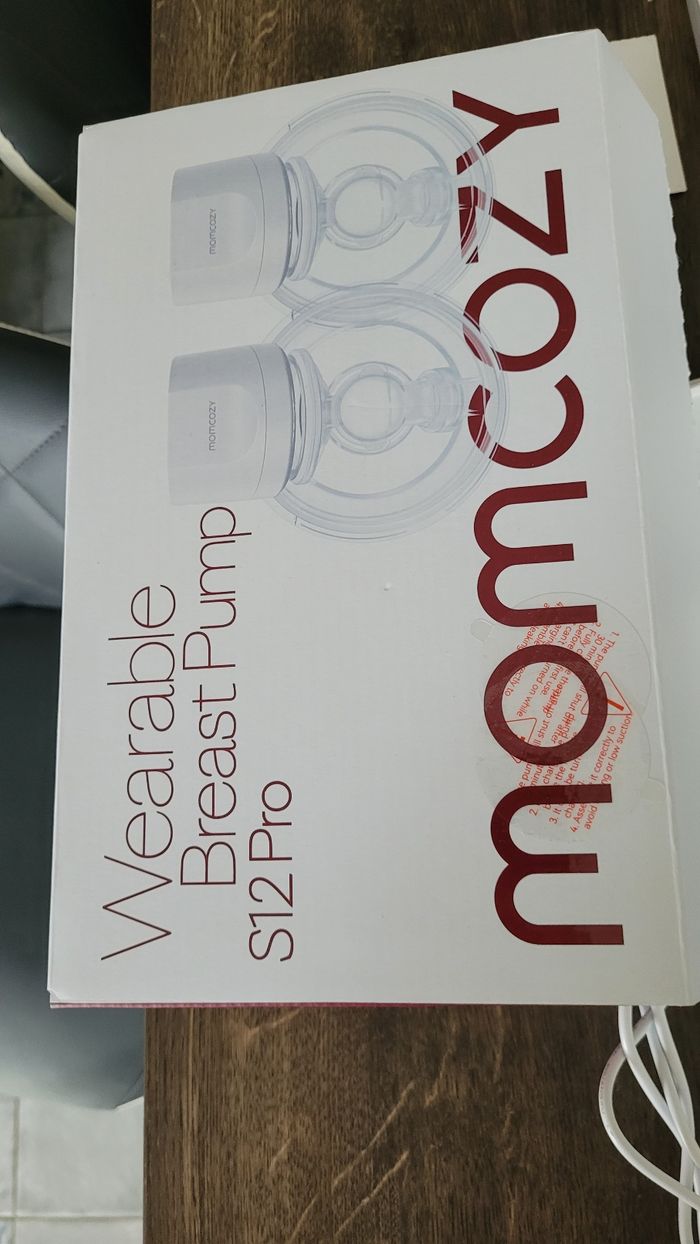 Tire-lait Momcozy S12 Pro + accessoires (très peu utilisé) - photo numéro 3