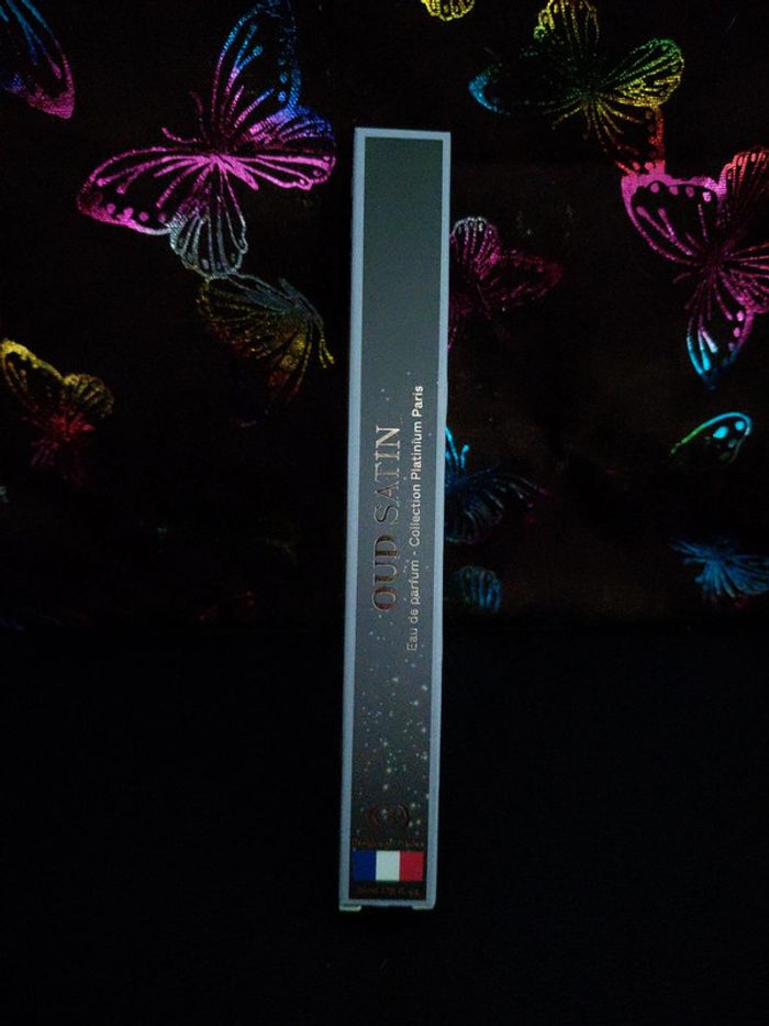 Eau de parfum Oud Satin - photo numéro 2