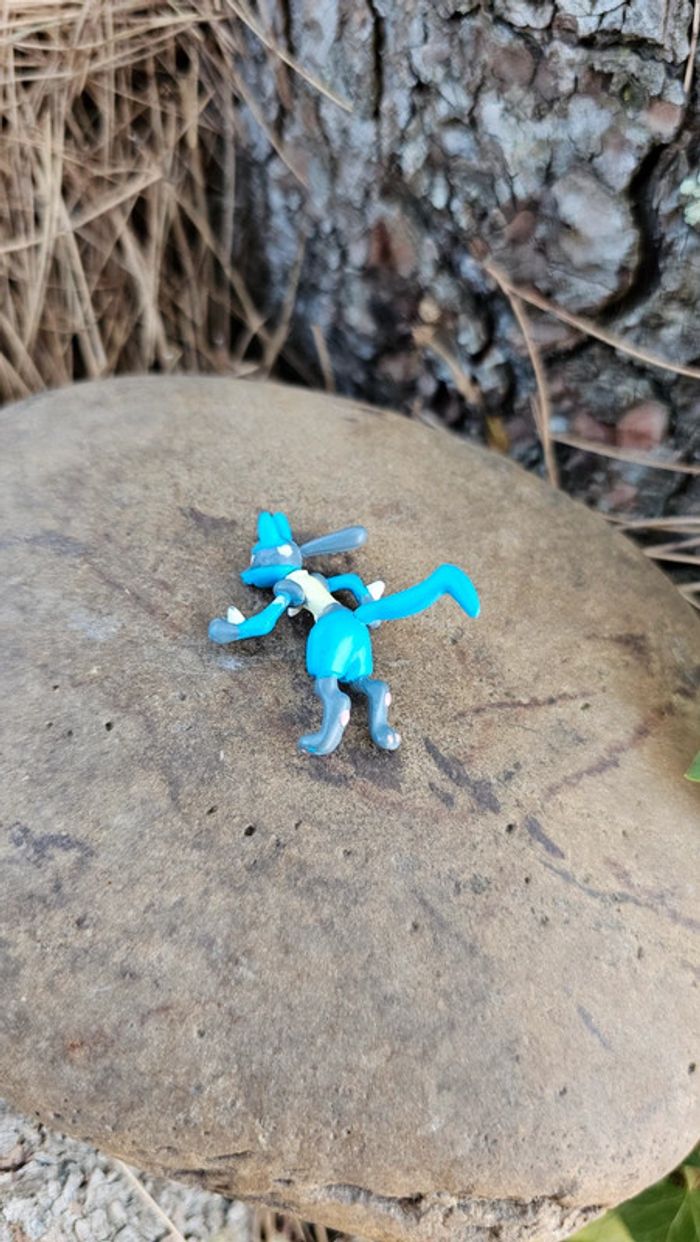 Super petite figurine Pokemon Nintendo lucario - photo numéro 4