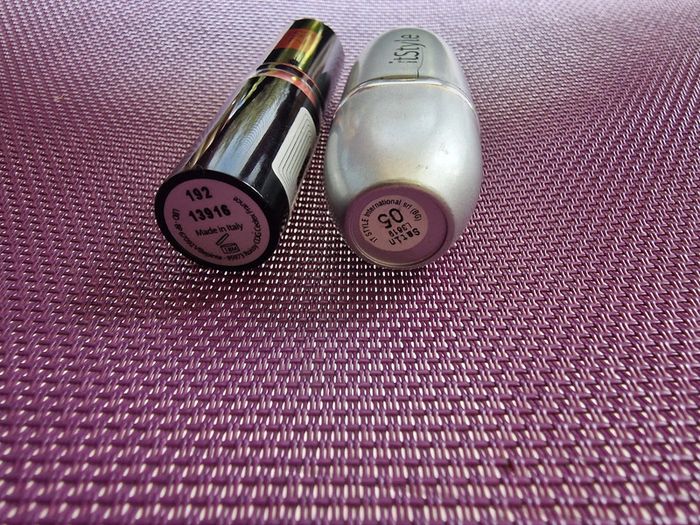 Rouge à lèvres - photo numéro 2