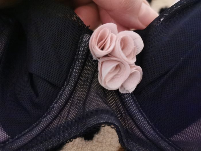 Soutien gorge noir rose dentelles MIM 95 C neuf - photo numéro 3