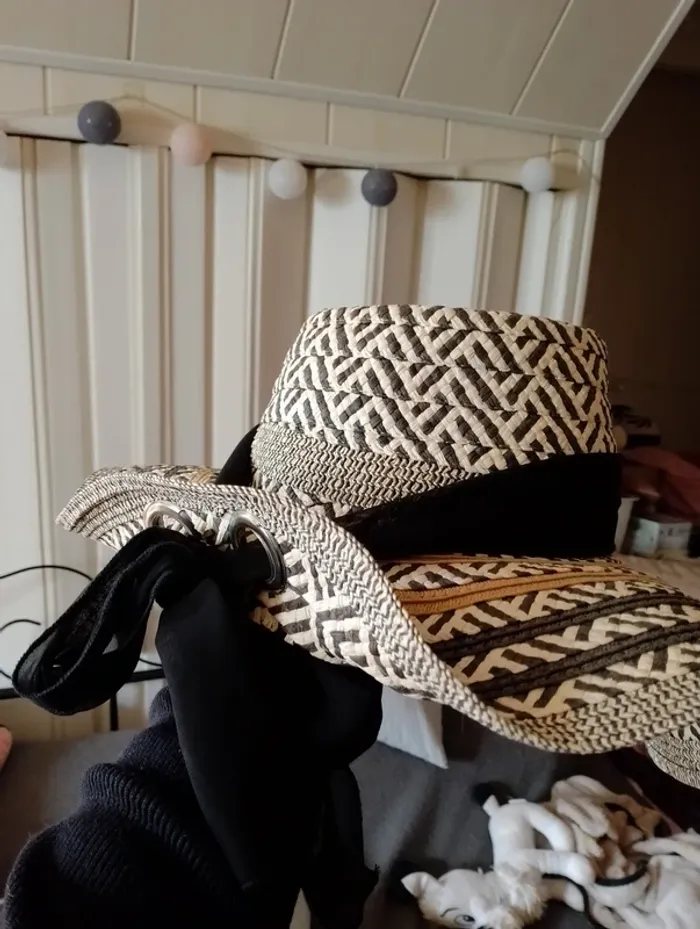 Chapeau - photo numéro 6