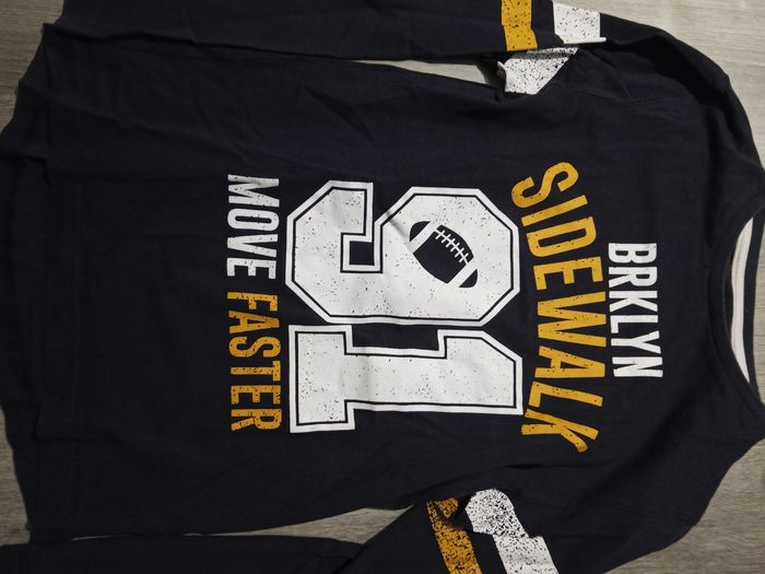 Tee shirt