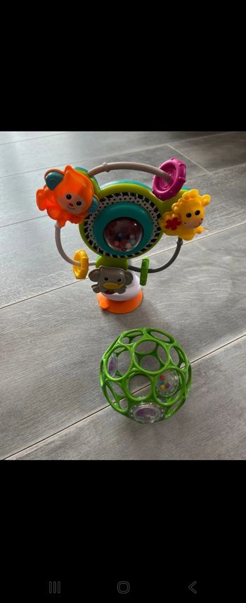 Ensemble jouets éveil