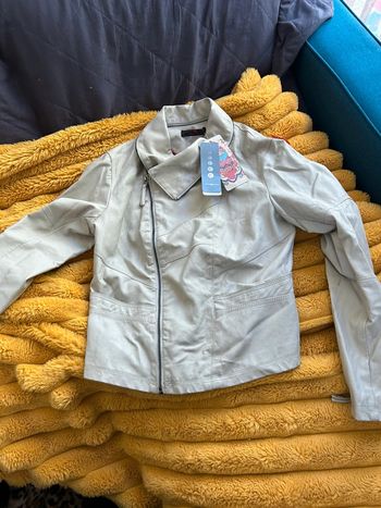 Veste en cuir beige / marron clair