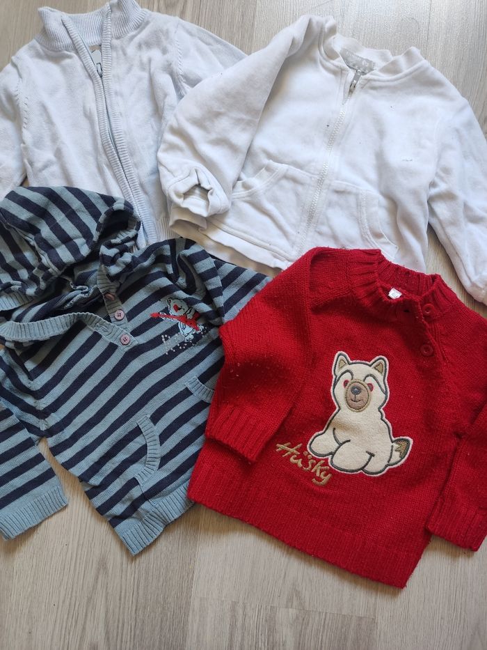 Lot vêtements 6 mois garcon - photo numéro 5