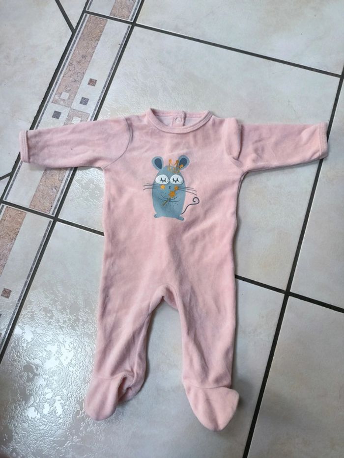 Lot de 5 pyjamas/grenouillères 3 mois - photo numéro 5