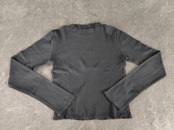 Tee-shirt noir manches longues Taille XS Excellent état