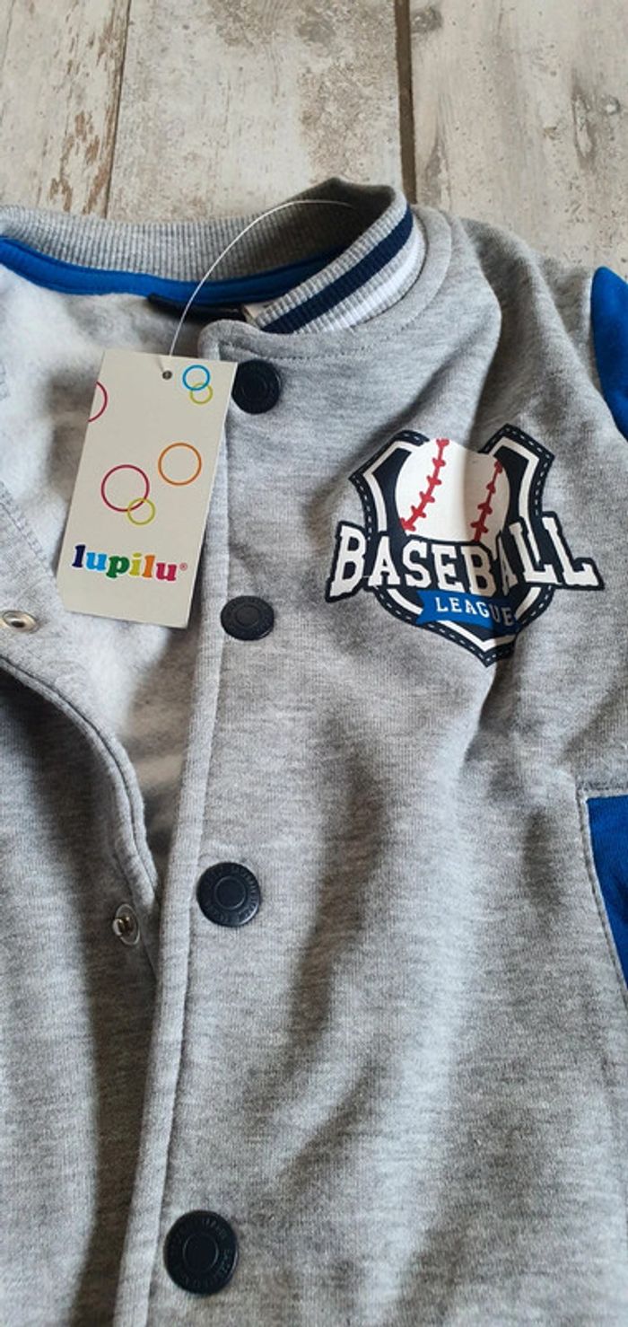 Veste lupilu 4 ans en très bon état - photo numéro 2