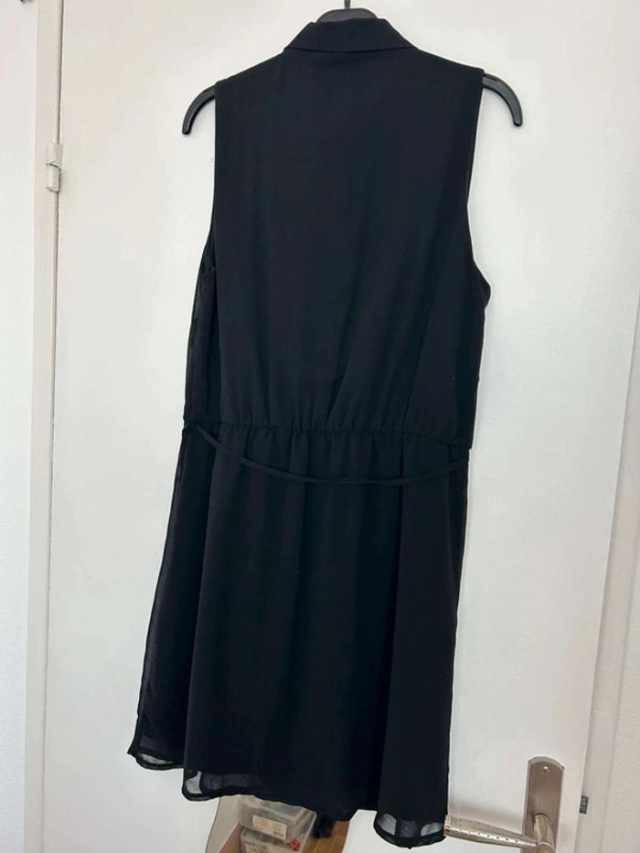 Robe  fluide  noire  et doré T40 - photo numéro 6