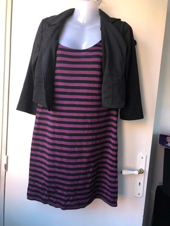 Robe rayée violet et noir avec gilet boléro intégré t40