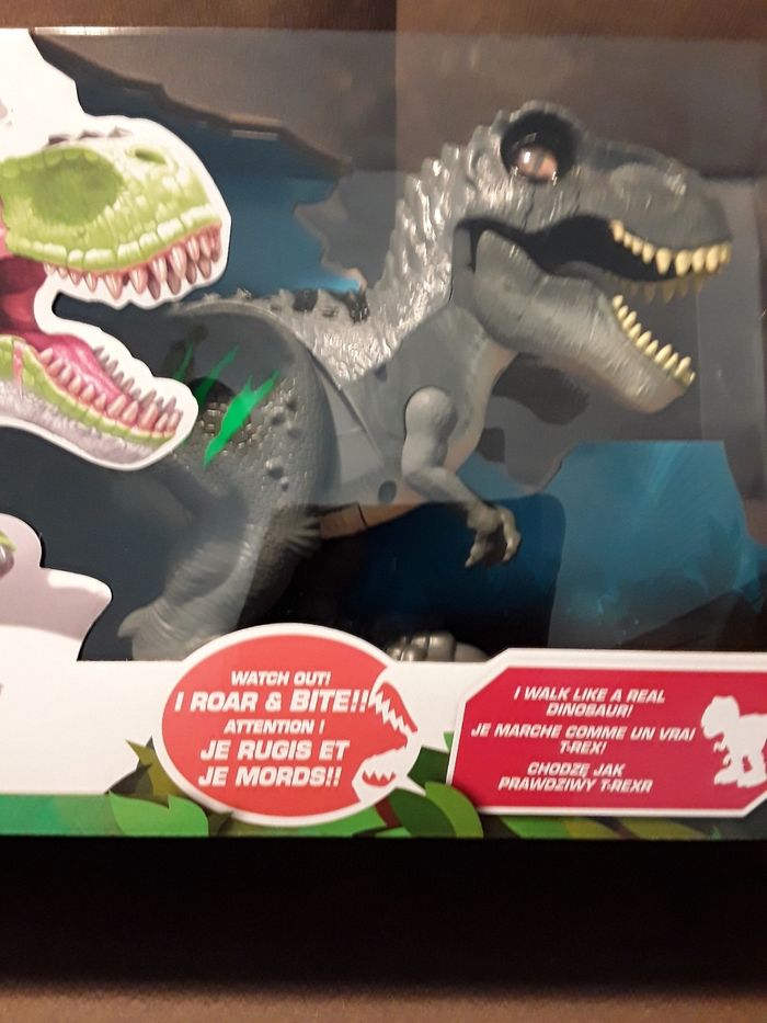 Dinosaure robotisé - photo numéro 2