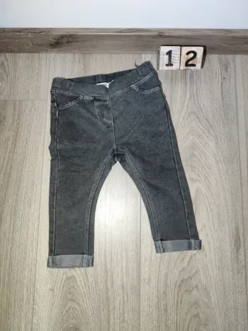 Jegging gris. 12 mois