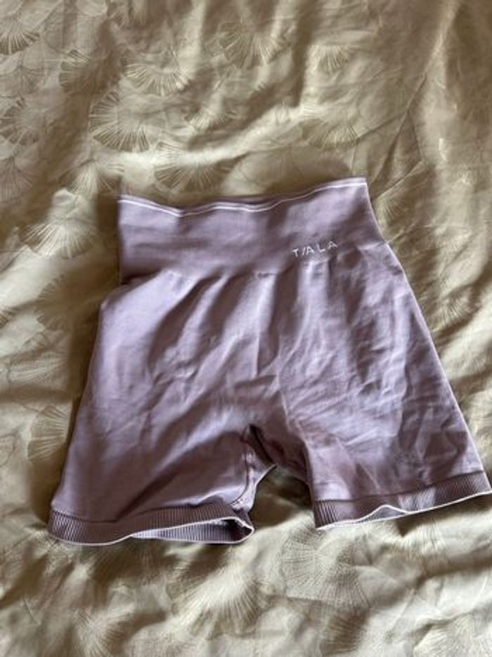 Short de sport TALA – Taille S - photo numéro 3