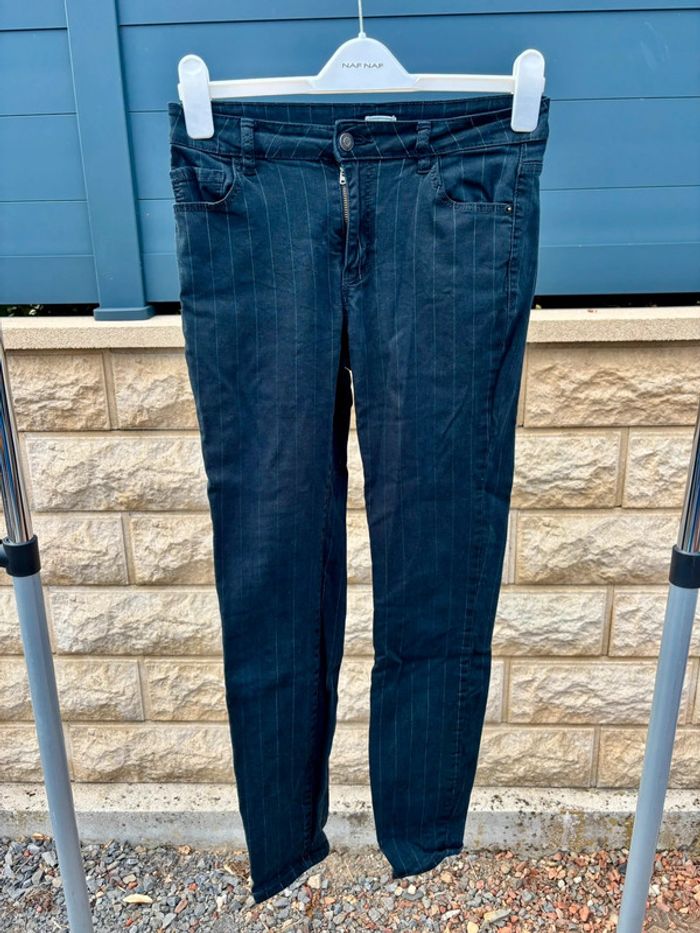 Pantalon noir à rayures Pimkie taille 38 – chic et confortable