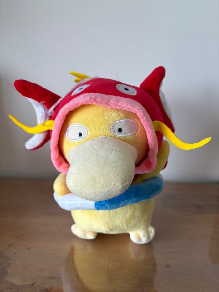 Peluche Pokémon Psykokwak Magikarp
