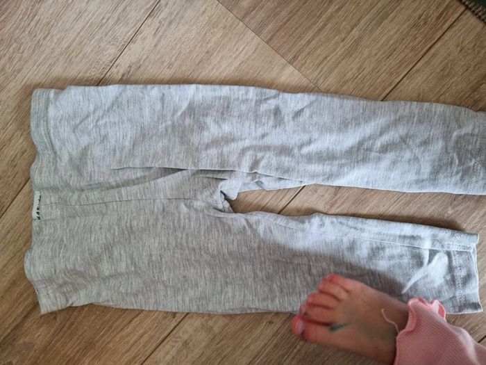 Lot pantalon 18 mois fille - photo numéro 6