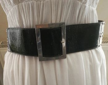 Superbe ceinture large