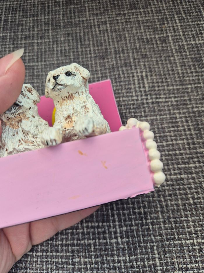 Figurine Bibelot Chiens dans une boîte à bijoux - photo numéro 5