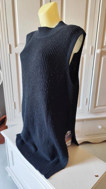 Pull/tunique longue sans manches ras de cou