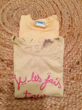 Lot de 2 t shirt jaunes 12M