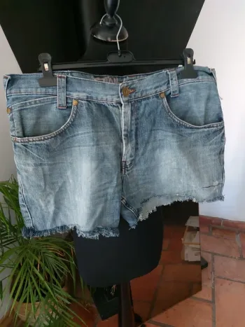 Short en jeans