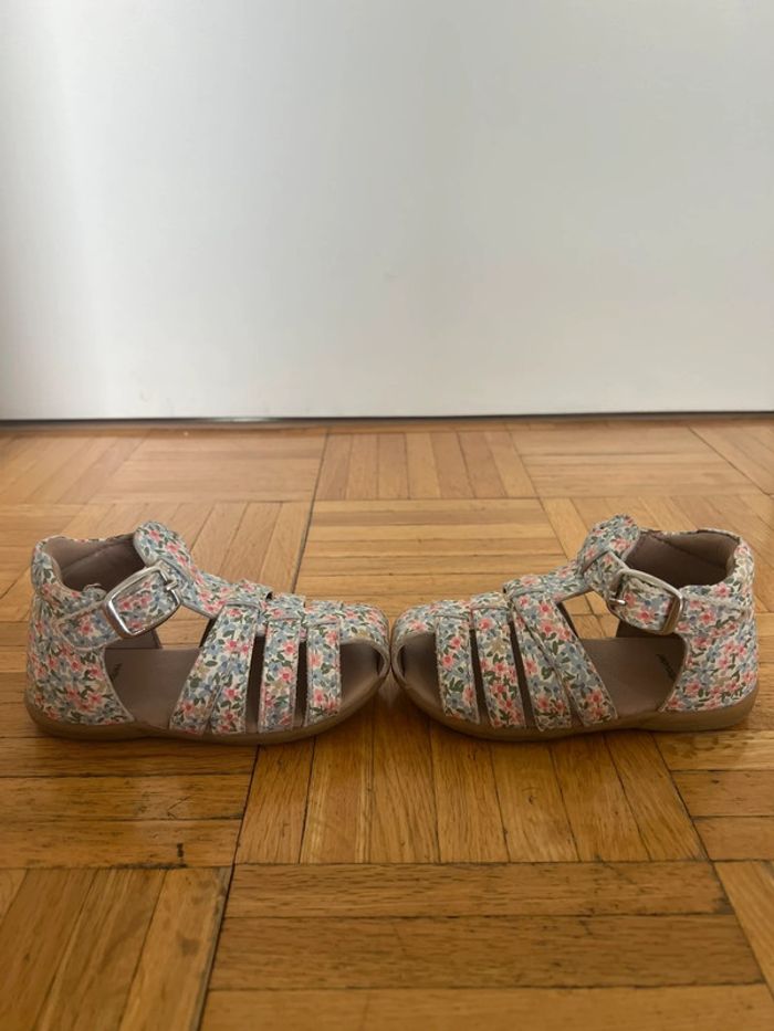 Sandales cuir bébé Vertbaudet – Taille 22 – Motif fleuri - photo numéro 4