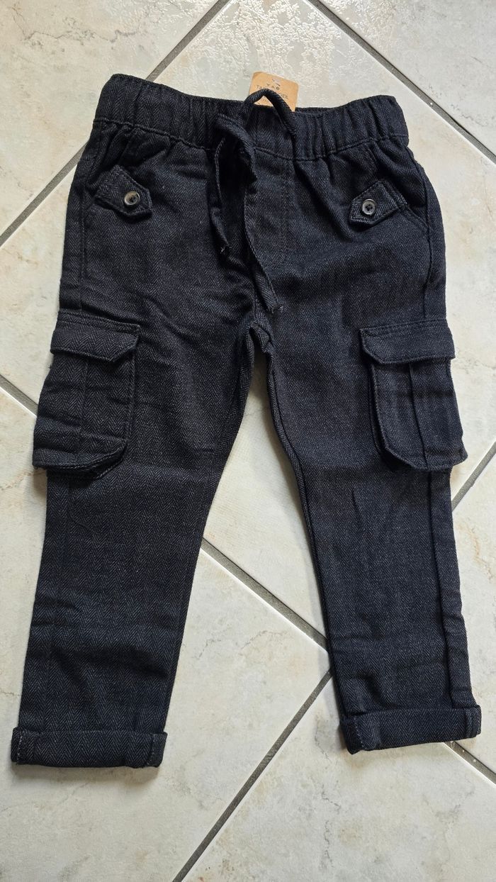NEUF  (non porté) 🏷💙😍sublime  pantalon cargo 3 ans garçon 💙😍 - photo numéro 2