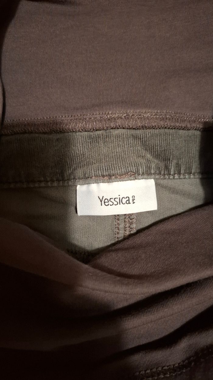 Jupe maternité T44 comme NEUVE - photo numéro 2