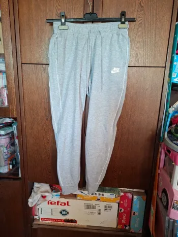 Jogging court  XS nike