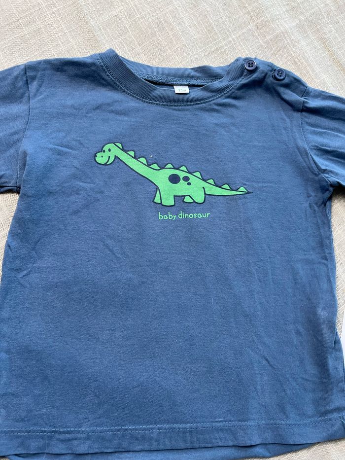 T-shirt dinosaure - photo numéro 4