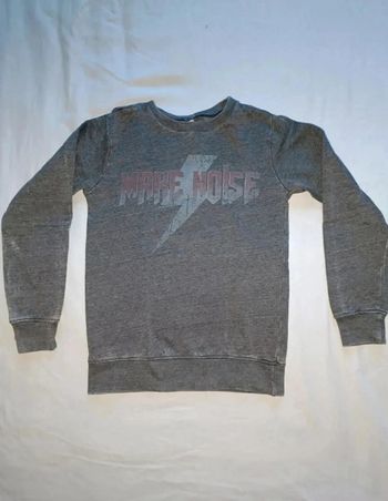 Sweat (taille 12 ans)