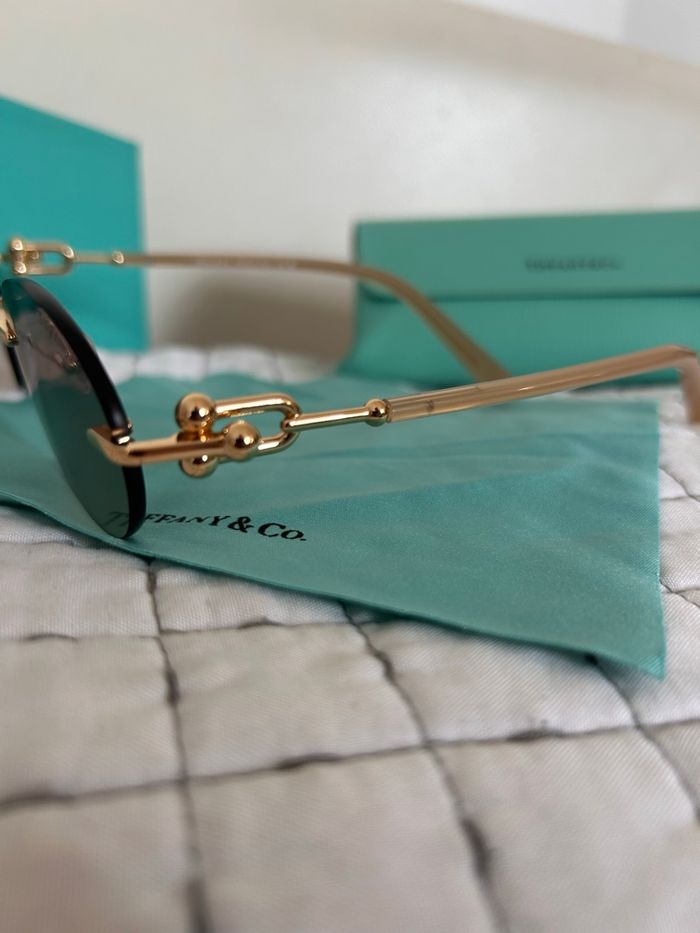 Lunette de soleil Tiffany and co. - photo numéro 2