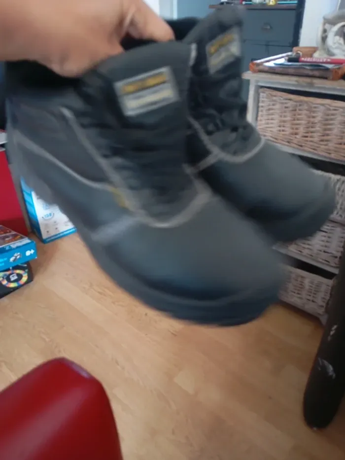 Chaussures homme t 43 - photo numéro 7