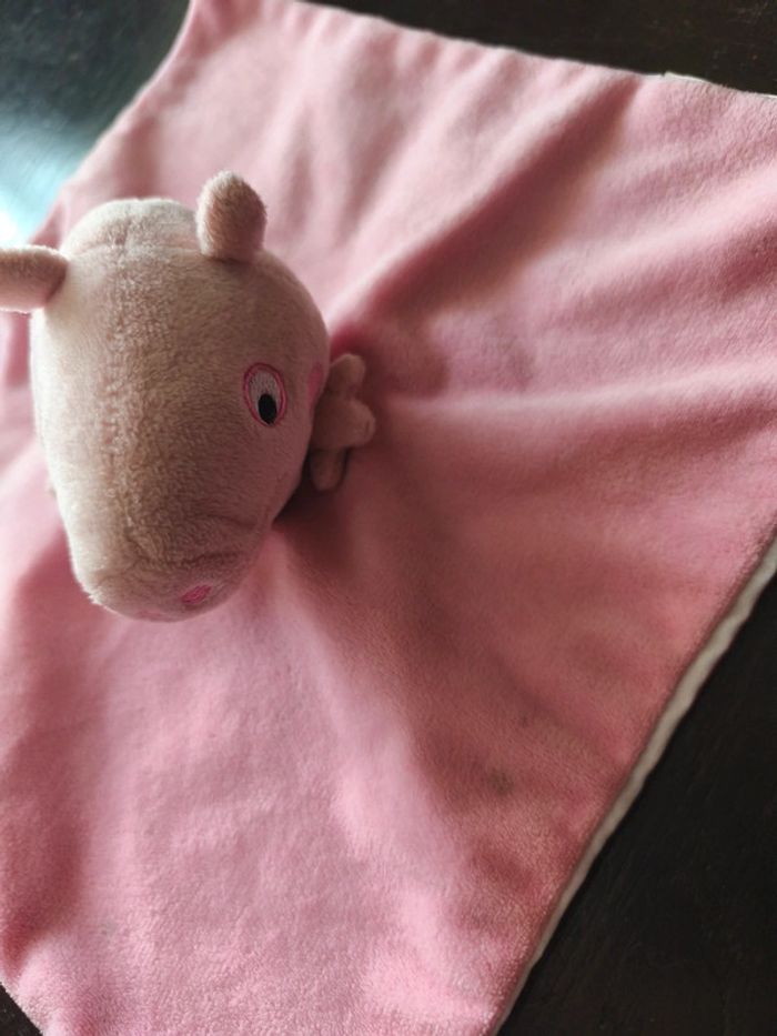Doudou Peppa pig - photo numéro 3